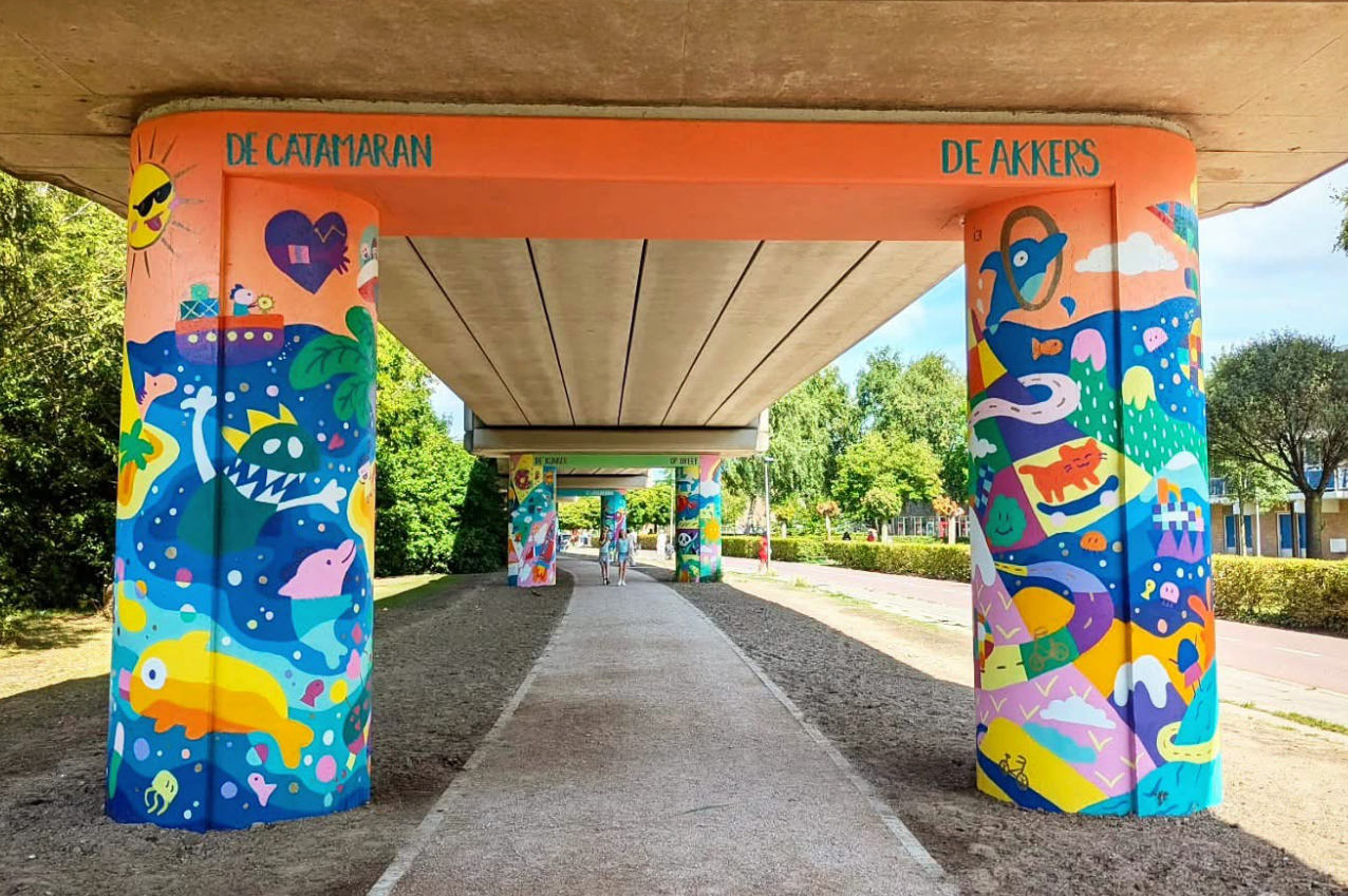 Metro pillars project with the collaboration of 8 primary schools from Spijkenisse